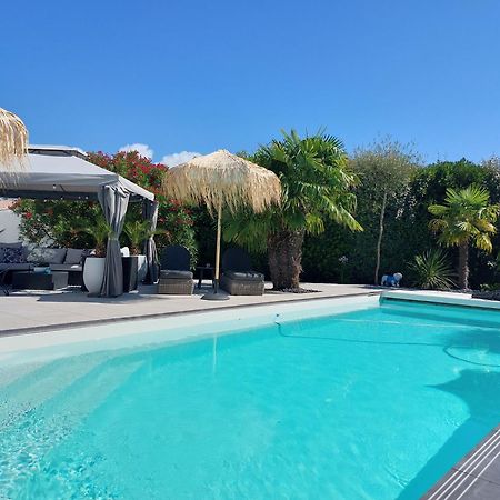 Suites By Aix Keys Avec Jacuzzi Privatif 5 Min Des Plages Fouras Saint-Laurent-de-la-Prée Exterior photo