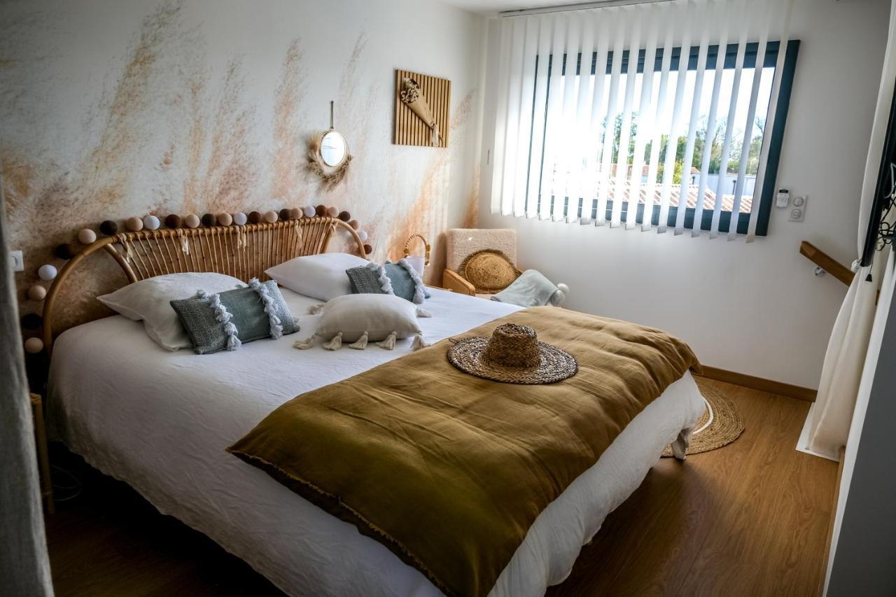 Suites By Aix Keys Avec Jacuzzi Privatif 5 Min Des Plages Fouras Saint-Laurent-de-la-Prée Exterior photo