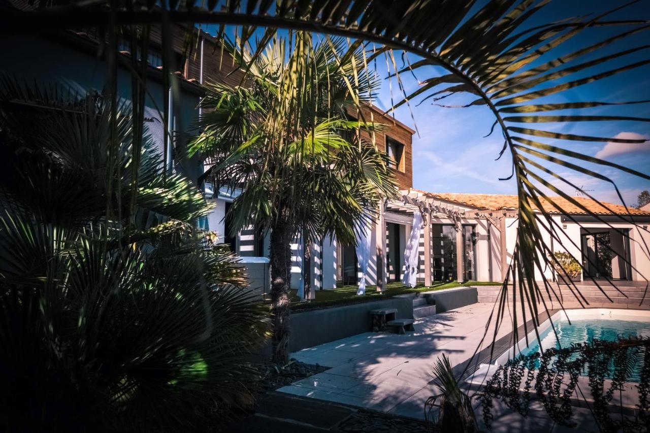 Suites By Aix Keys Avec Jacuzzi Privatif 5 Min Des Plages Fouras Saint-Laurent-de-la-Prée Exterior photo