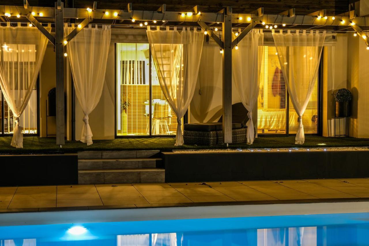 Suites By Aix Keys Avec Jacuzzi Privatif 5 Min Des Plages Fouras Saint-Laurent-de-la-Prée Exterior photo
